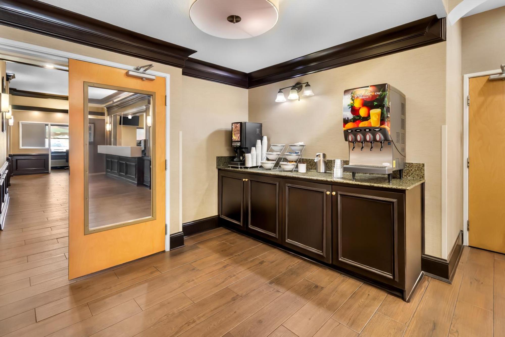 Comfort Suites At Rivergate Mall Goodlettsville Εξωτερικό φωτογραφία